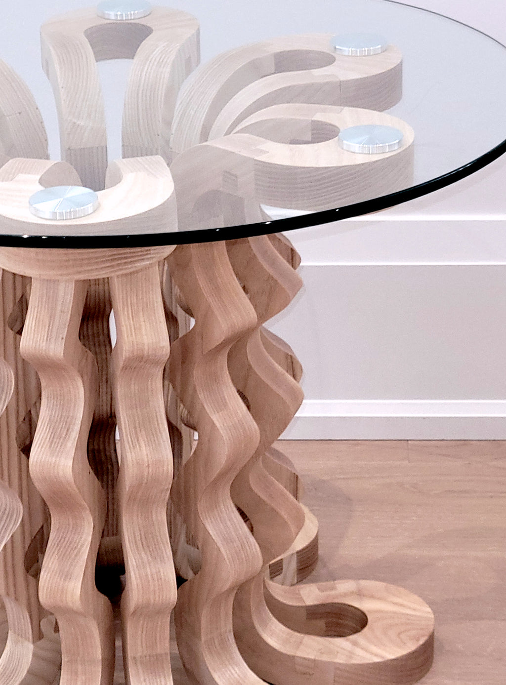 Serpe Side Table