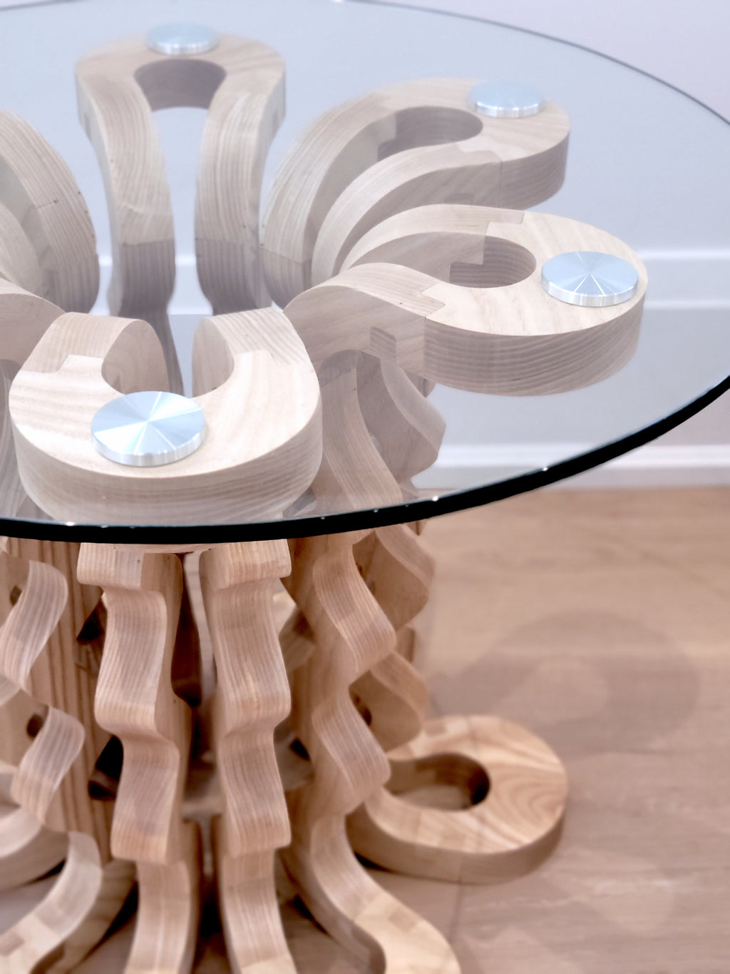 Serpe Side Table